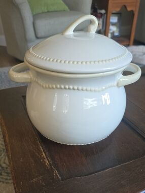 Princess House Pavillion Bean Pot